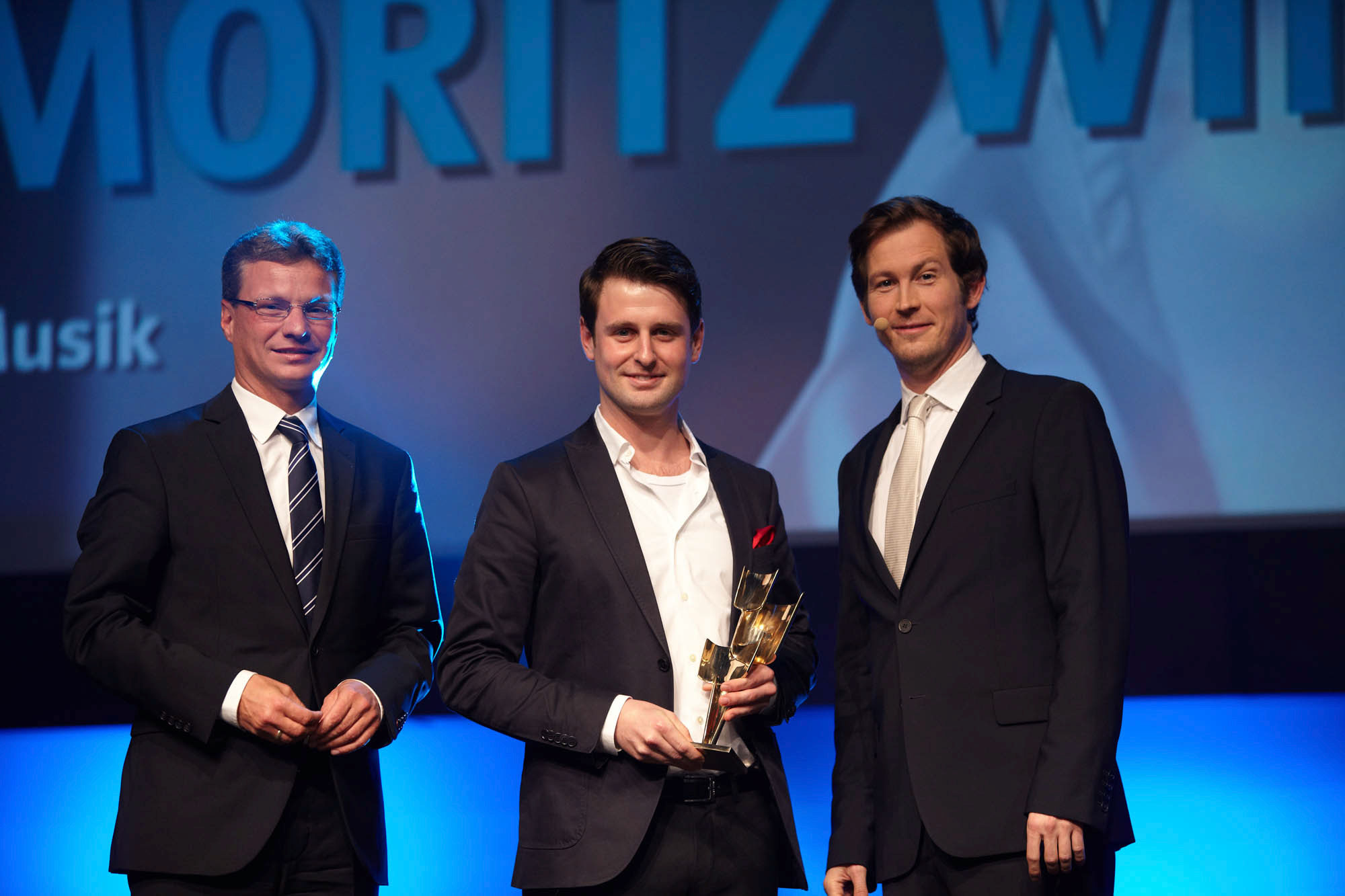 Staatssekretär Bernd Sibler überreicht den Kulturpreis Bayern an Moritz Winker